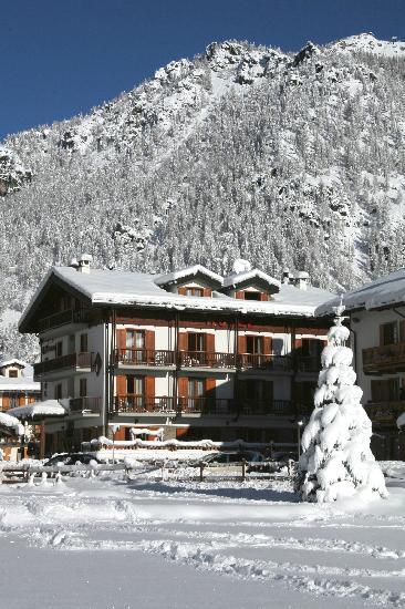Best offers for HOTEL LO SCOIATTOLO Gressoney-la-trinite'