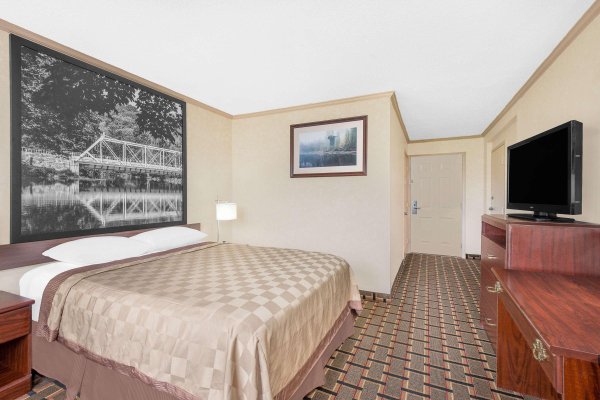 Best offers for Super 8 Maumee/Toledo, Oh Maumee