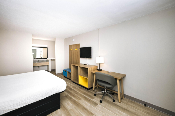 Best offers for Days Inn By Wyndham Cincinnati East Cherry Grove 