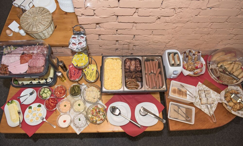 أفضل العروض ل فندق كلاب تريو أوسترافا 