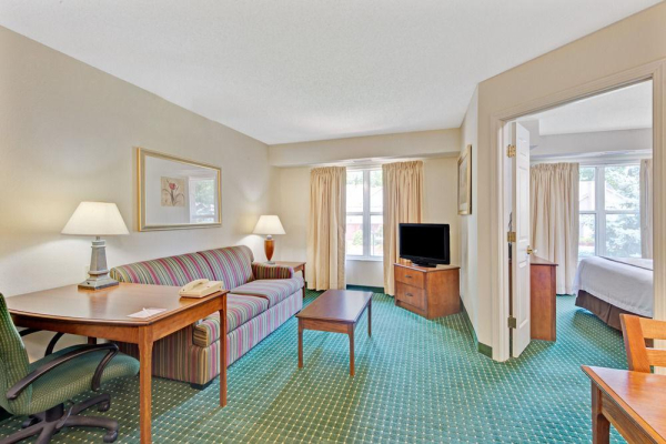 أفضل العروض ل رسايدنسان ناش يوا مريماك مريماك