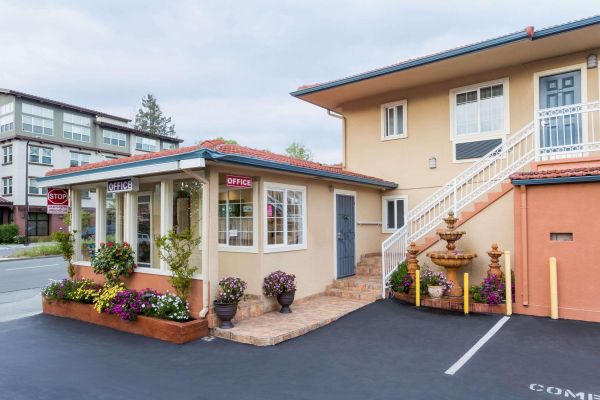 أفضل العروض ل هووارد جونسون باى ويندهام بركلاي بركلاي