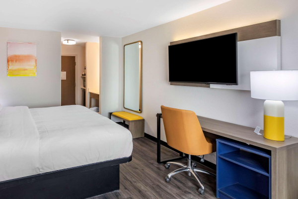 Best offers for Comfort Inn Mount Pleasant - Racine Racine