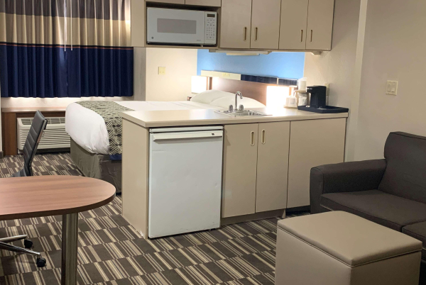 أفضل العروض ل Microtel Inn & Suites By Wyndham Fond Du Lac فوند دو لاك 