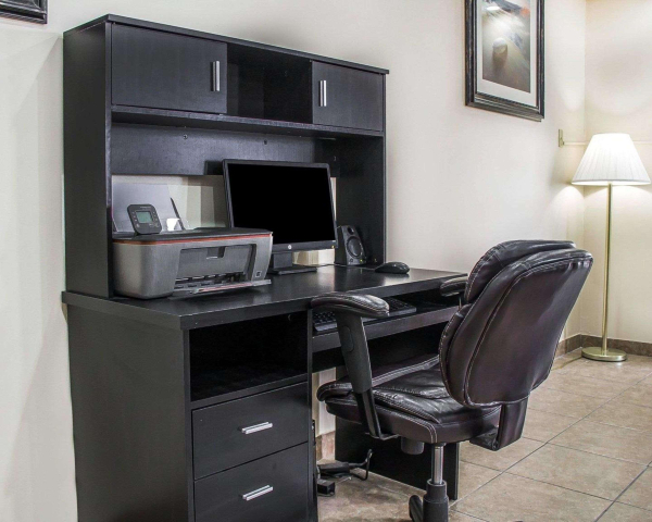 أفضل العروض ل Quality Inn Manitowoc مانيتوووك 