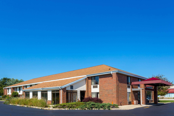 Best offers for Super 8 By Wyndham Watertown Wi Watertown 