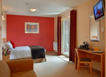 Best offers for ANTOINETTE HOTEL WIMBLEDON Wimbledon