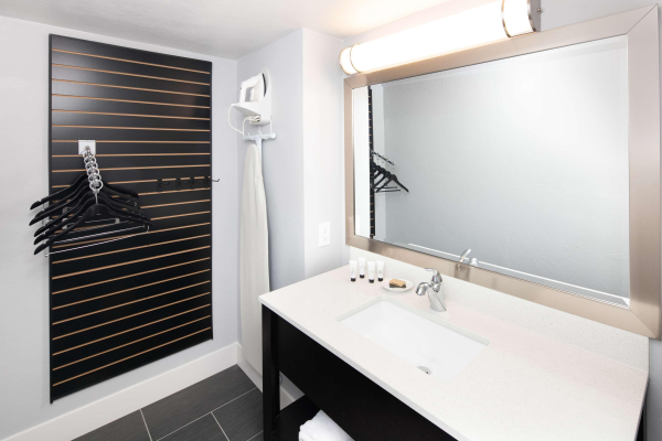 Best offers for Red Lion Inn & Suites Tucson Downtown Tucson 