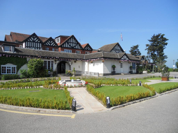 Best offers for Royal Chace Hotel Enfield