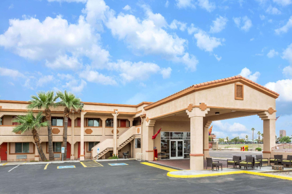 Best offers for Super 8 by Wyndham Phoenix Downtown Phoenix