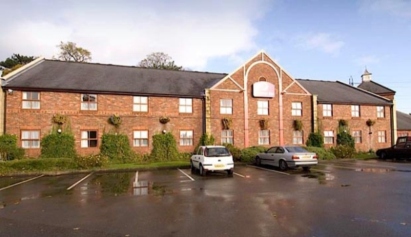 Best offers for PREMIER INN MACCLESFIELD NORTH Macclesfield