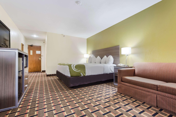 Best offers for Quality Inn Lincoln Cornhusker Lincoln 