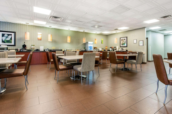 Best offers for Quality Inn & Suites Charleston