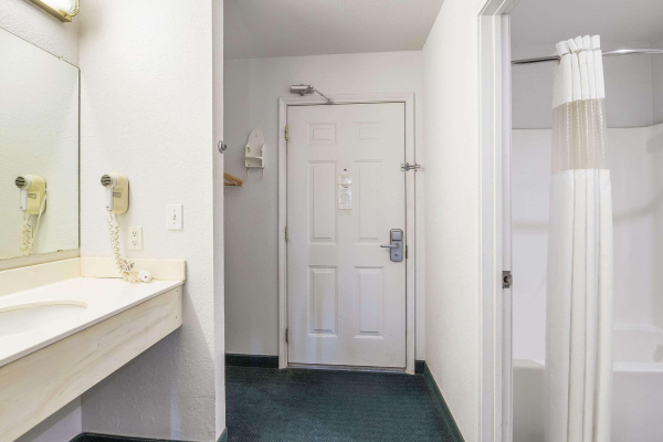 أفضل العروض ل رودوايان دكاتاراري دكاتور