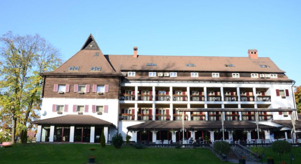 أفضل العروض ل جرادينا موريي سيفتو مارماتيي