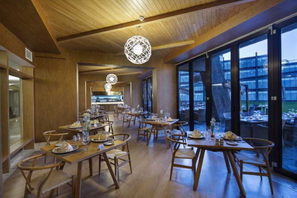 Best offers for Noah's Ark Deluxe Hotel & Casino Dherinia