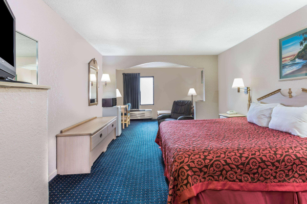 Best offers for Days Inn By Wyndham Panama City/Callaway Callaway