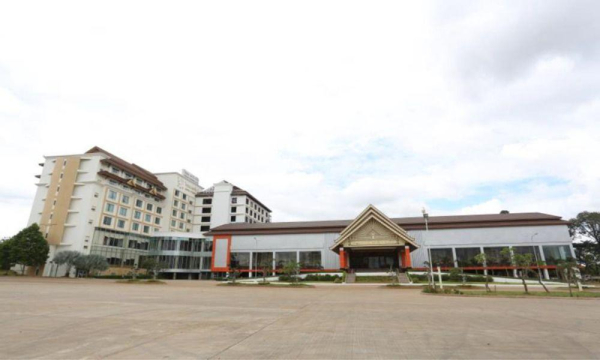 Best offers for Arawan Riverside Hotel Pakxe