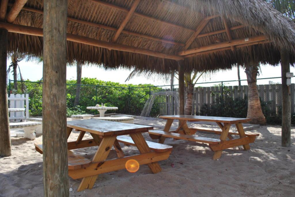 أفضل العروض ل La Costa Beach Club بومبانو بيتش 