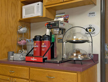 Best offers for SUPER 8 NEWPORT NEWS/JEFFERSON AVE Newport News
