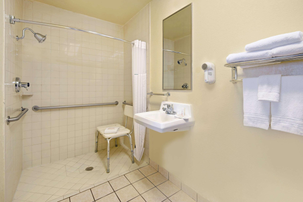 Best offers for Super 8 by Wyndham El Paso Airport El Paso 
