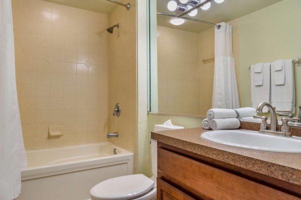 Best offers for Hilton Vacation Club Mystic Dunes Orlando Celebration