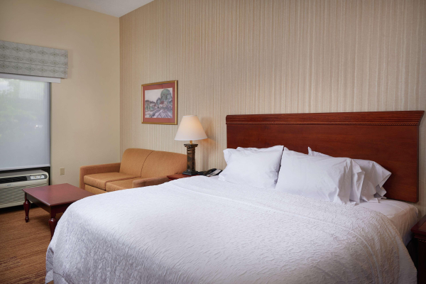 Best offers for Hampton Inn Shrewsbury Shrewsbury 