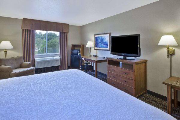 Best offers for Hampton Inn Pittsburgh Area-Beaver Valley-Ctr Monaca 