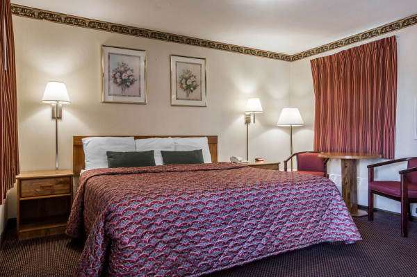 Best offers for ECONO LODGE Malone