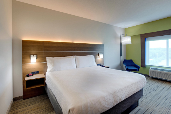 Best offers for Holiday Inn Express & Suites Nashville-Opryland Nashville 