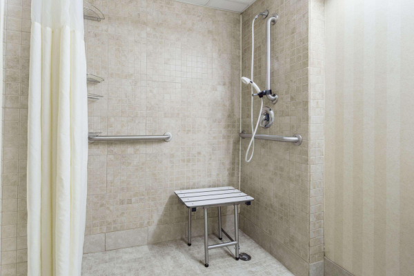 Best offers for Days Inn & Suites by Wyndham Columbus East Airport Reynoldsburg
