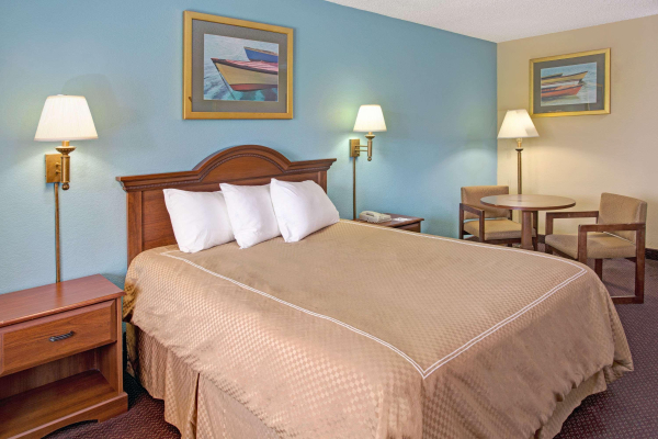 Best offers for Super 8 by Wyndham Dania/Fort Lauderdale Arpt Dania