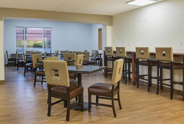 Best offers for Quality Inn & Suites Clackamas Portland 
