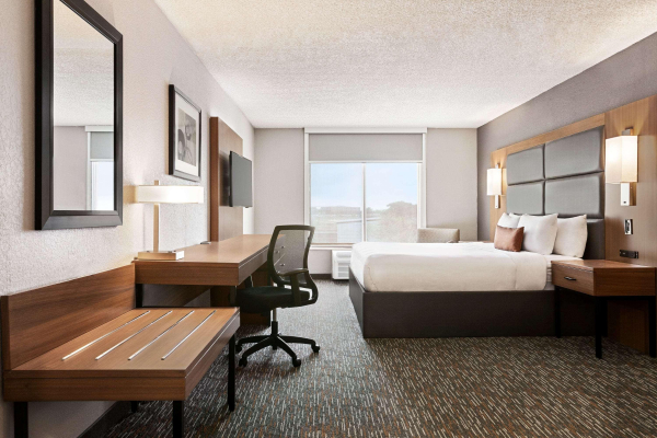Best offers for Wingate By Wyndham Cincinnati/Blue Ash Scappoose