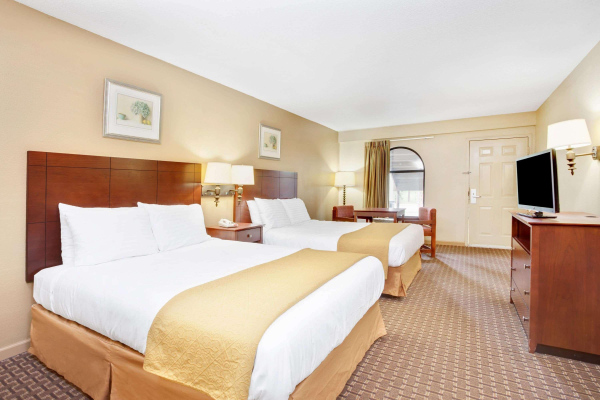 Best offers for Days Inn & Suites By Wyndham Stockbridge Atlanta Stockbridge