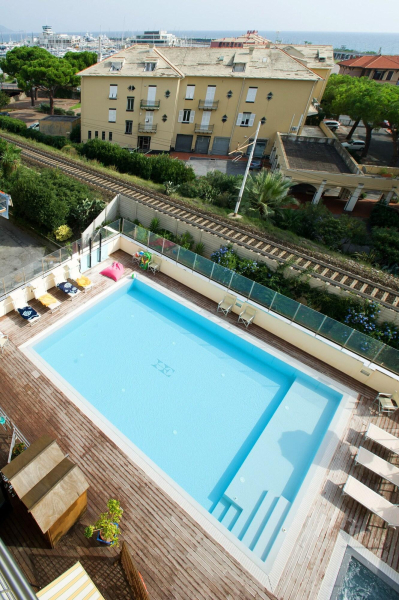 Best offers for Excelsior Génova