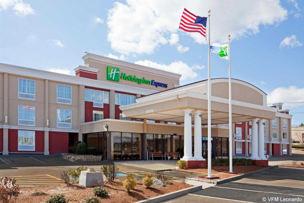 Best offers for Holiday Inn Express Braintree