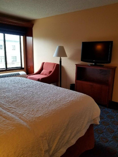 أفضل العروض ل هامبتونان كانساس سيتي-ليس سامميت ليس سوميت