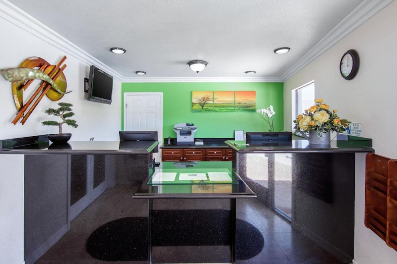 أفضل العروض ل رودوايان فيكتورفيل 