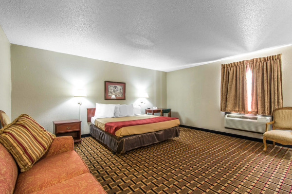 Best offers for DAYS INN BY WYNDHAM CARTHAGE Carthage 