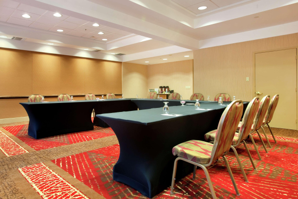 أفضل العروض ل Hilton Stockton ستوكتون 