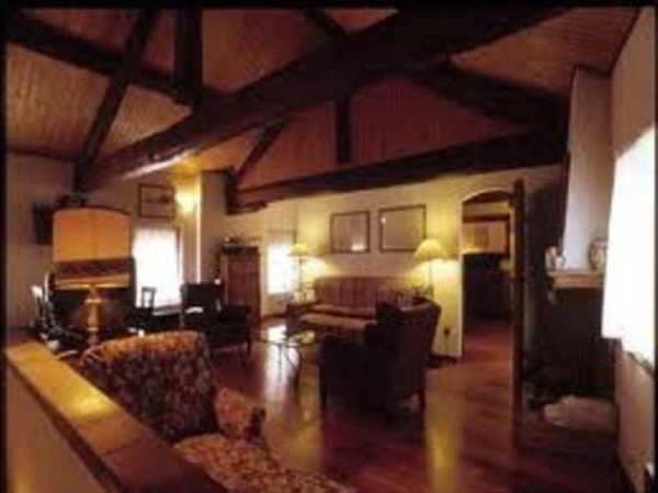 أفضل العروض ل انتيكا كورت تشارم رسايدنس فيرارا