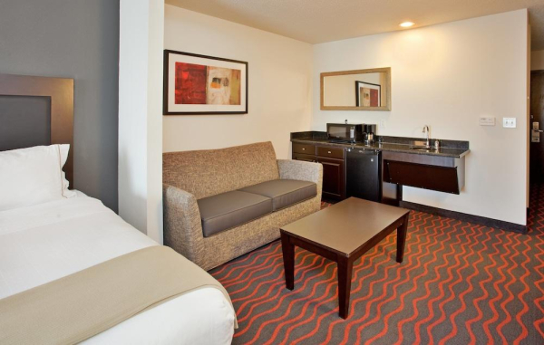 Best offers for Holiday Inn Express Hotel & Suites Festus - South Festus