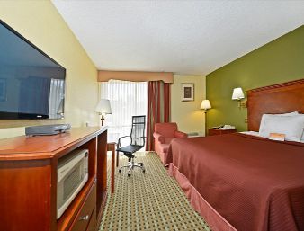 Best offers for HOWARD JOHNSON BY WYNDHAM CLIFTON NJ Clifton