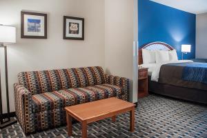 أفضل العروض ل COMFORT INN & SUITES ويذرفورد 