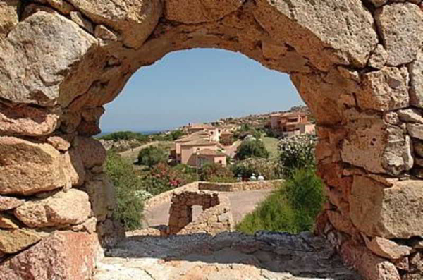 أفضل العروض ل كالاروسا سي فيو فيلاجى رسايدنس ساساري