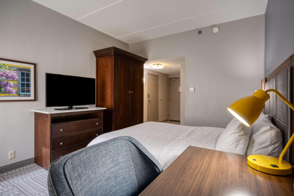 Best offers for Hampton Inn Janesville Janesville