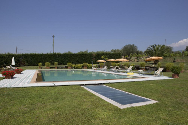 Best offers for Corte Benedetto Lucca