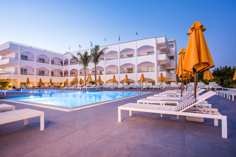 أفضل العروض ل وريون رودوس