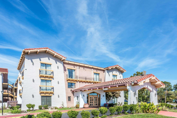 Best offers for Econo Lodge Richmond-North Chesterfield Richmond 